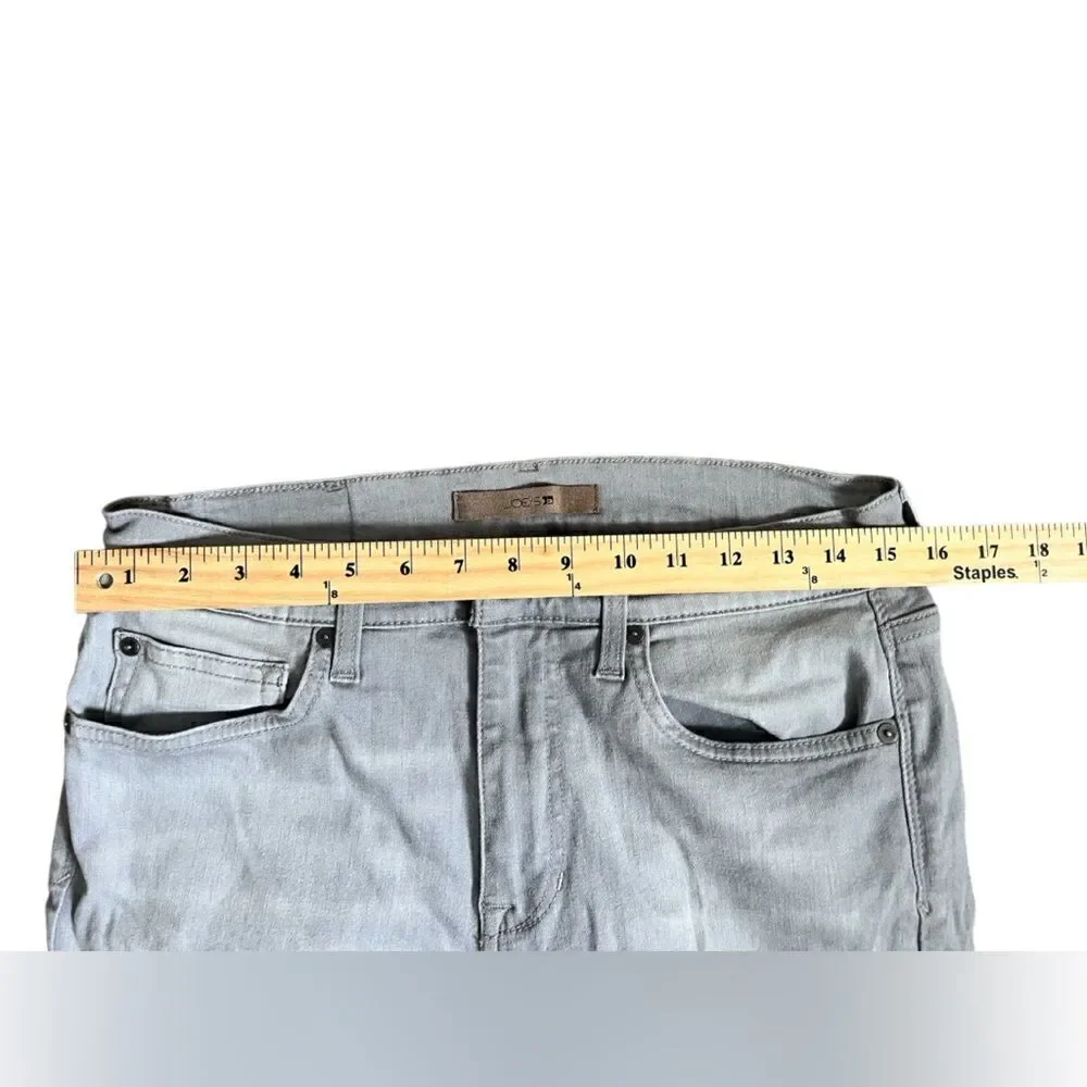 Joe’s The Brixton Straight and Narrow Jeans